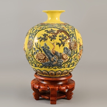 Bình hút lộc Tứ Cảnh men vàng