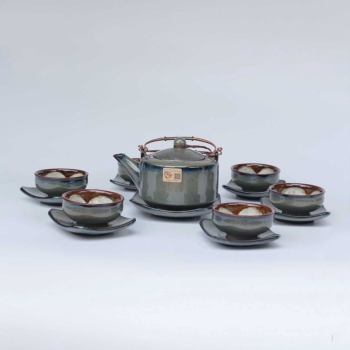 Bộ ấm chén ba chân xám hoa