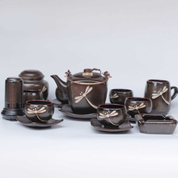 Bộ ấm chén vuông chuồn kim sa kèm phụ kiện