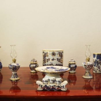 Bộ đồ thờ Phúc Đức men lam vẽ vàng 24k