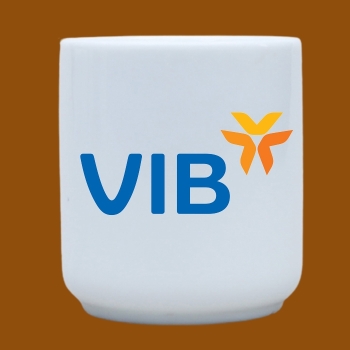 Ly sứ quà tặng Bát Tràng trắng in logo VIB